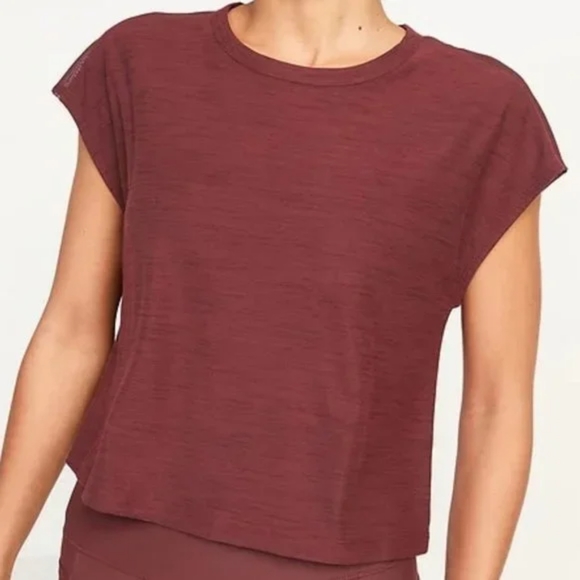 ✨️2/$20 NWT Loose Breathe ON T-Shirt - Picture 1 of 6